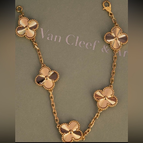 Meet your Posher, Kim♥️ - Picture 15 of 16